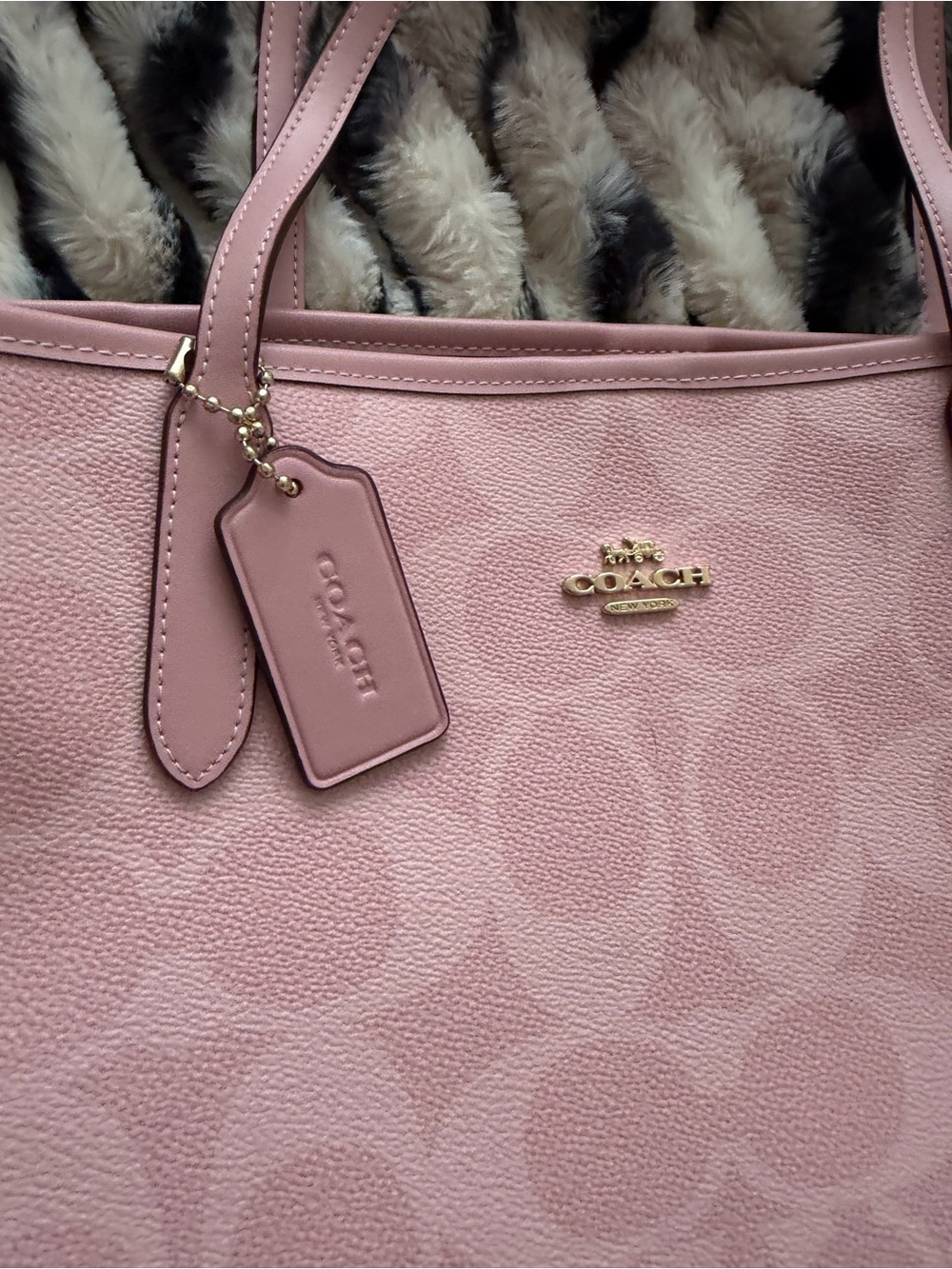Coach 2025 Powder Pink large city tote - Picture 4 of 5